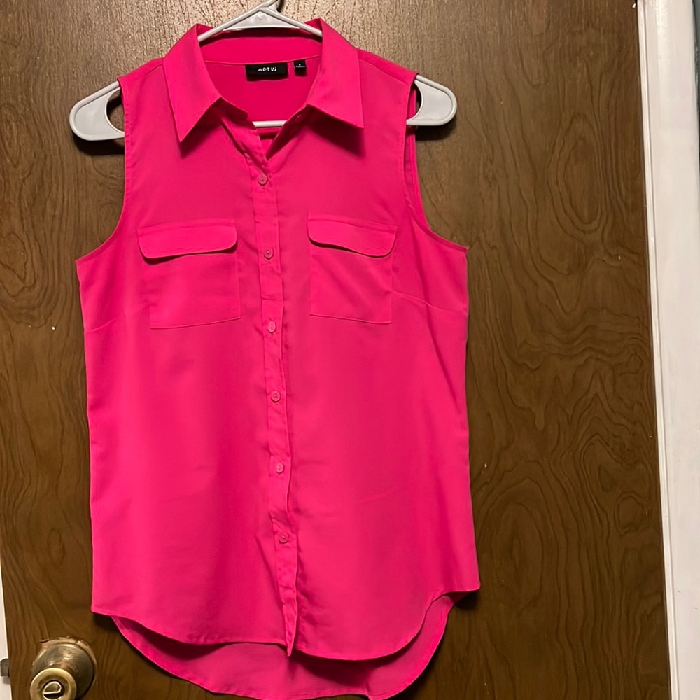 Apt 9 pink sleeveless button down blouse size S